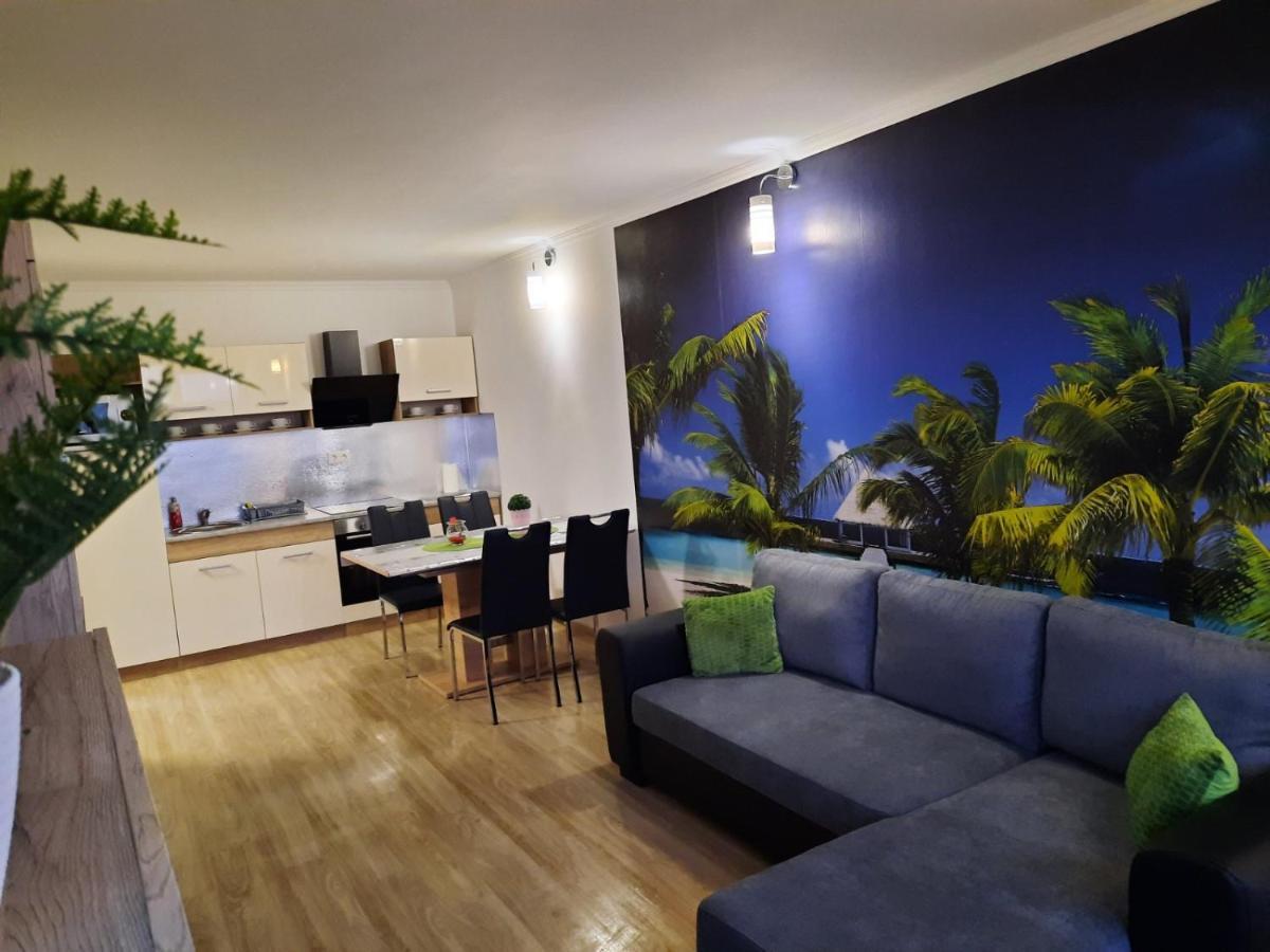Vandus Apartman Siófok Eksteriør billede