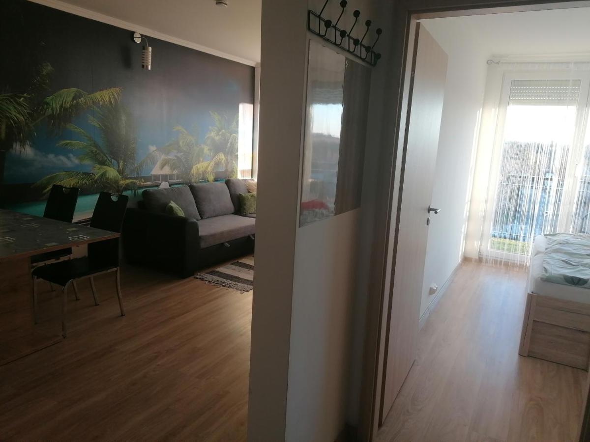 Vandus Apartman Siófok Eksteriør billede